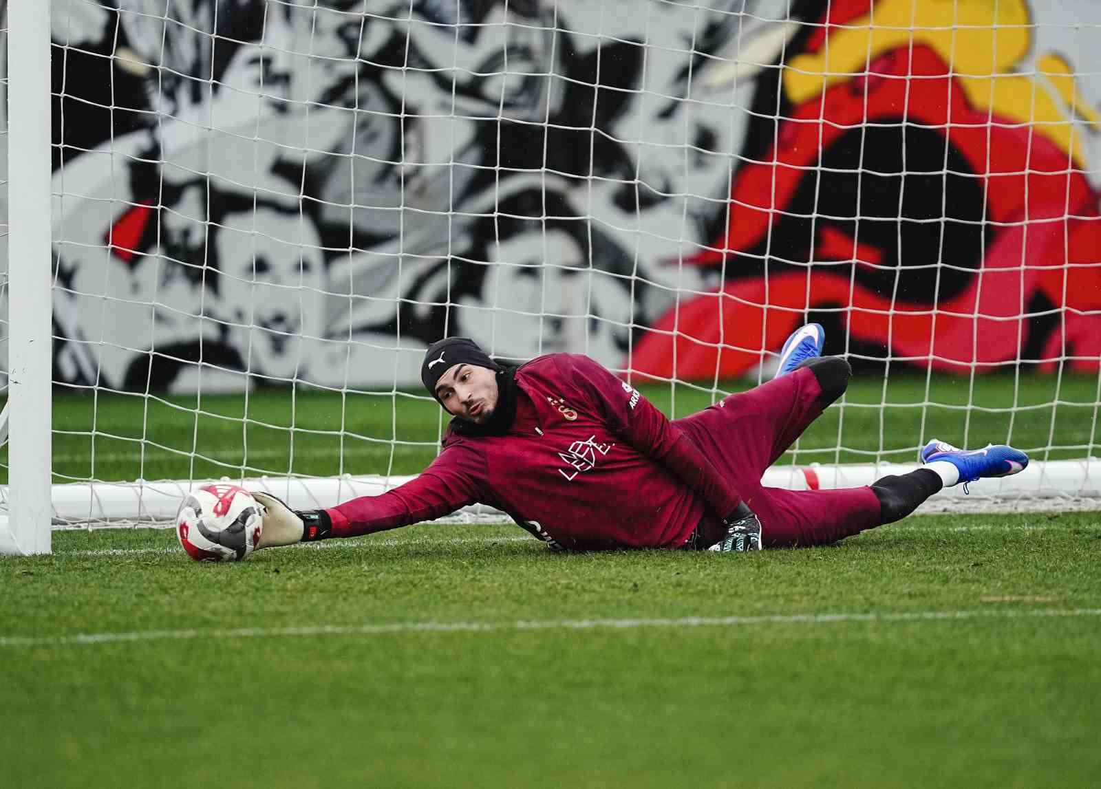 galatasaray fethiyespor maci hazirliklarina basladi 0