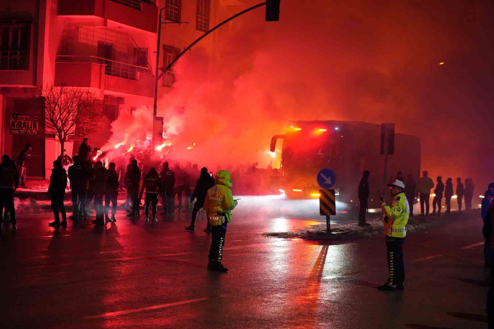 Galatasaray, Gaziantep’te 15 galatasaray gaziantepte 11 qEgyQ6Xa