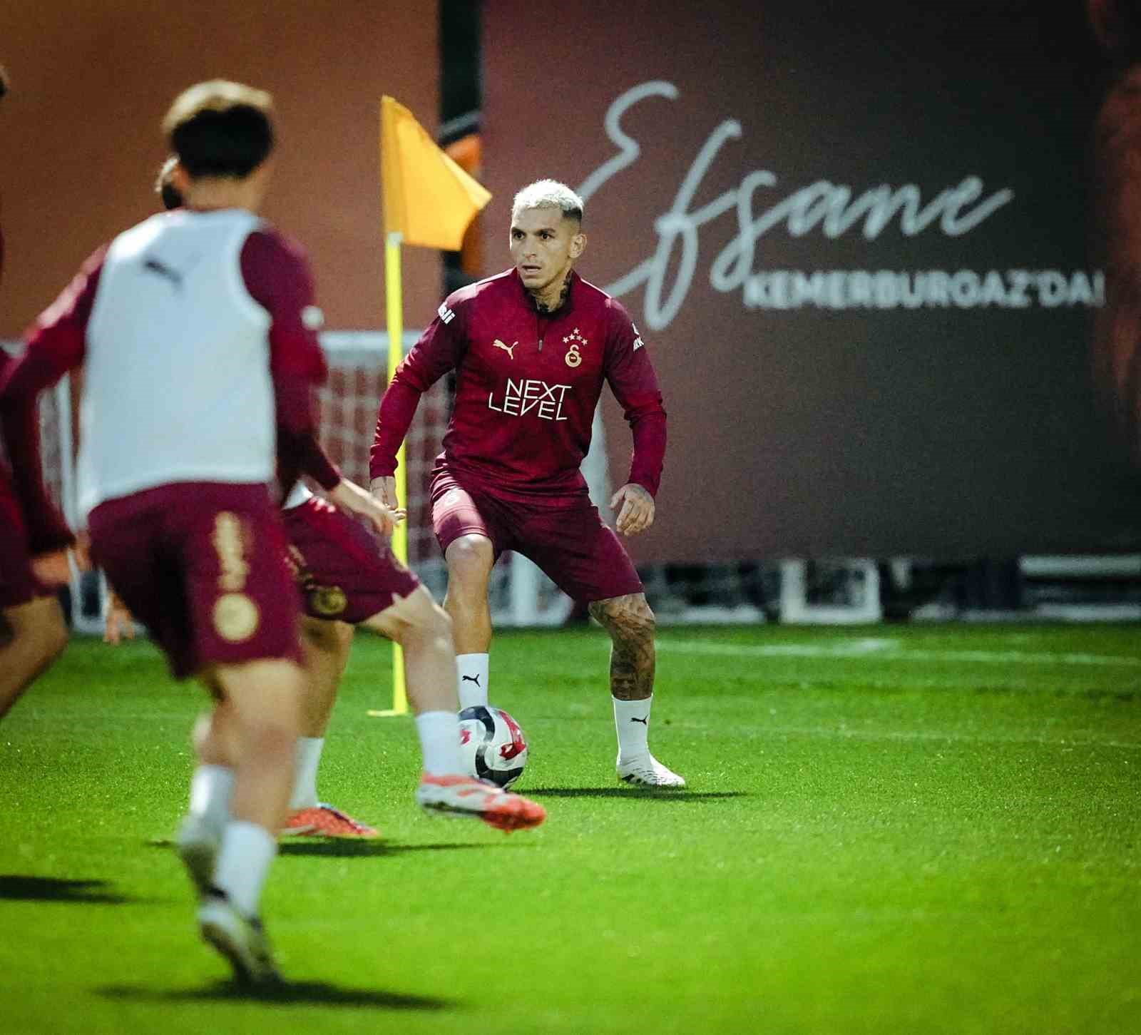 galatasaray genclerbirligi maci hazirliklarini surdurdu 1