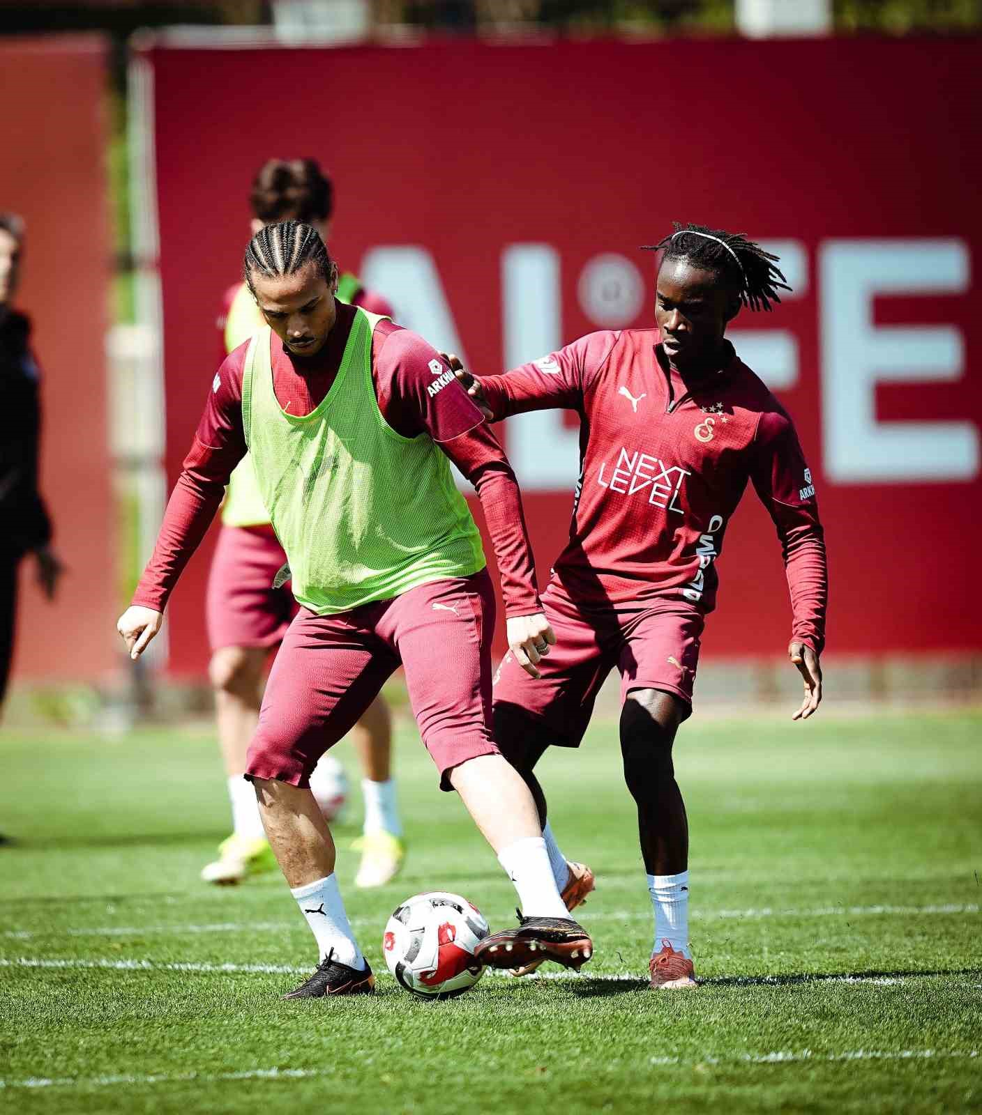 galatasaray goztepe maci hazirliklarina basladi 4