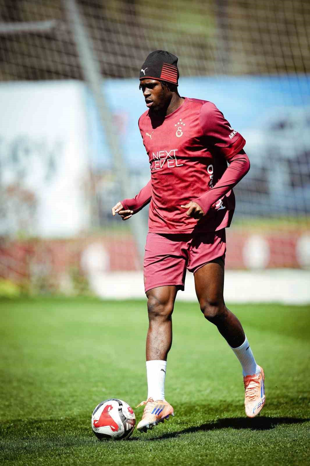 galatasaray goztepe musabakasinin hazirliklarini surdurdu 4 ciyTpLsy