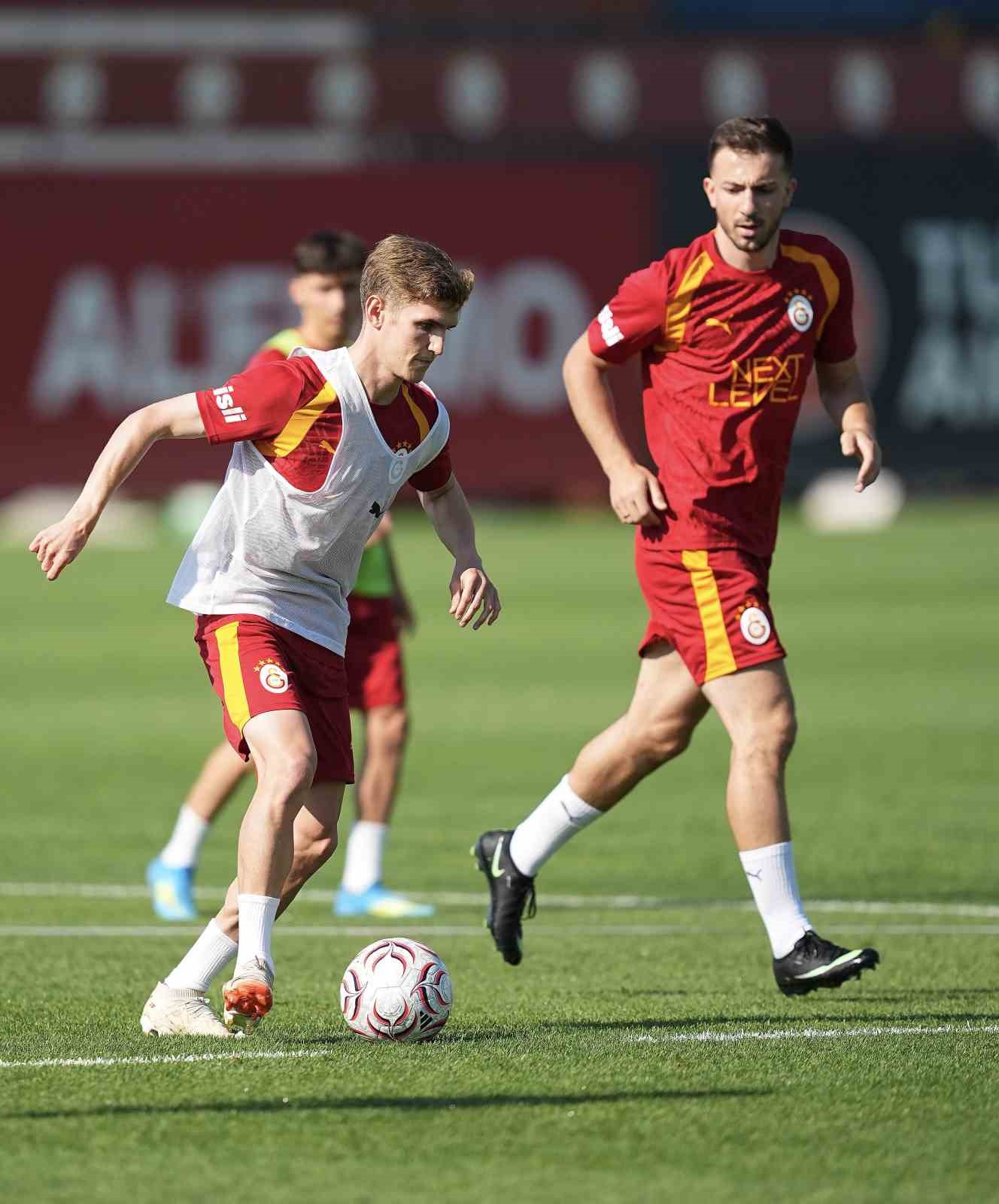 galatasaray gunu cift antrenmanla tamamladi 0