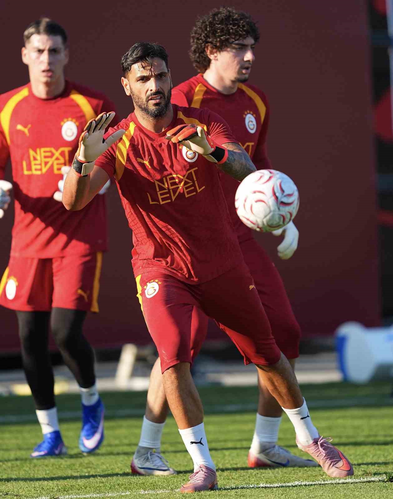 galatasaray gunu cift antrenmanla tamamladi 4 fZPANHp4