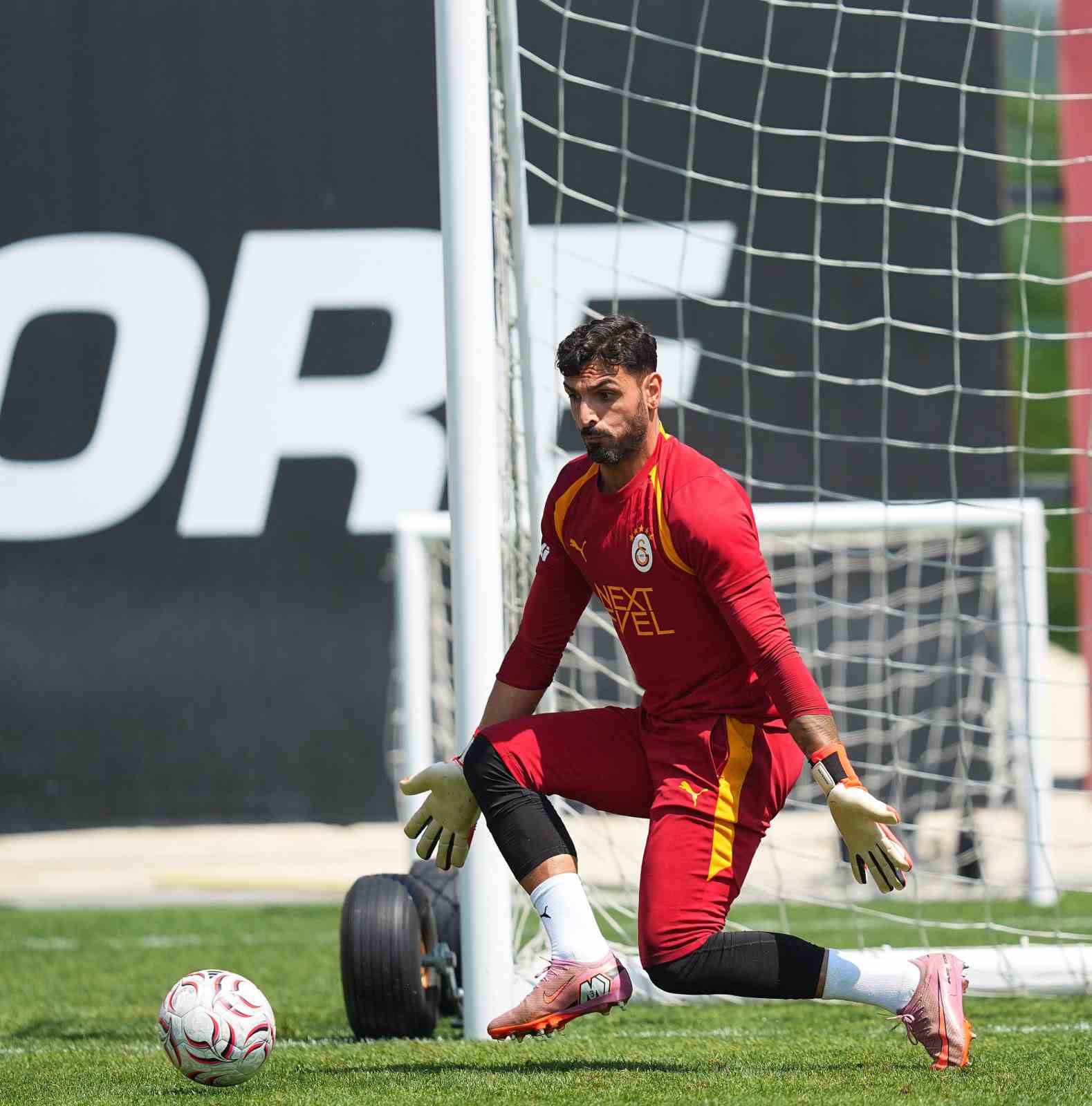 galatasaray gunu cift antrenmanla tamamladi 5 hOjaG6t1