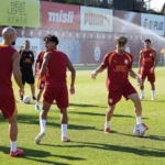 galatasaray-hazirliklarini-surdurdu-MBbrE2gi.jpg