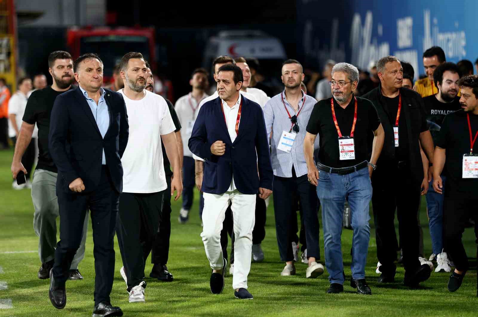 Galatasaray ilk hazırlık maçını farklı kazandı 6 galatasaray ilk hazirlik macini farkli kazandi 2
