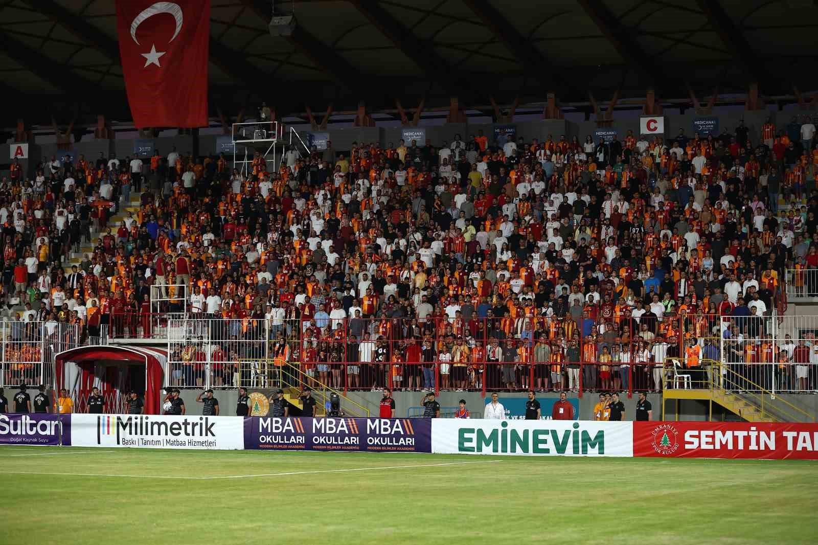 Galatasaray ilk hazırlık maçını farklı kazandı 8 galatasaray ilk hazirlik macini farkli kazandi 4 Cze7Owgu