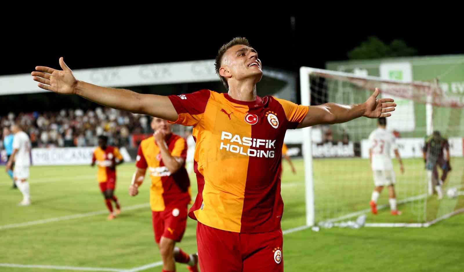 Galatasaray ilk hazırlık maçını farklı kazandı 76 galatasaray ilk hazirlik macini farkli kazandi 72 28iPWiq3