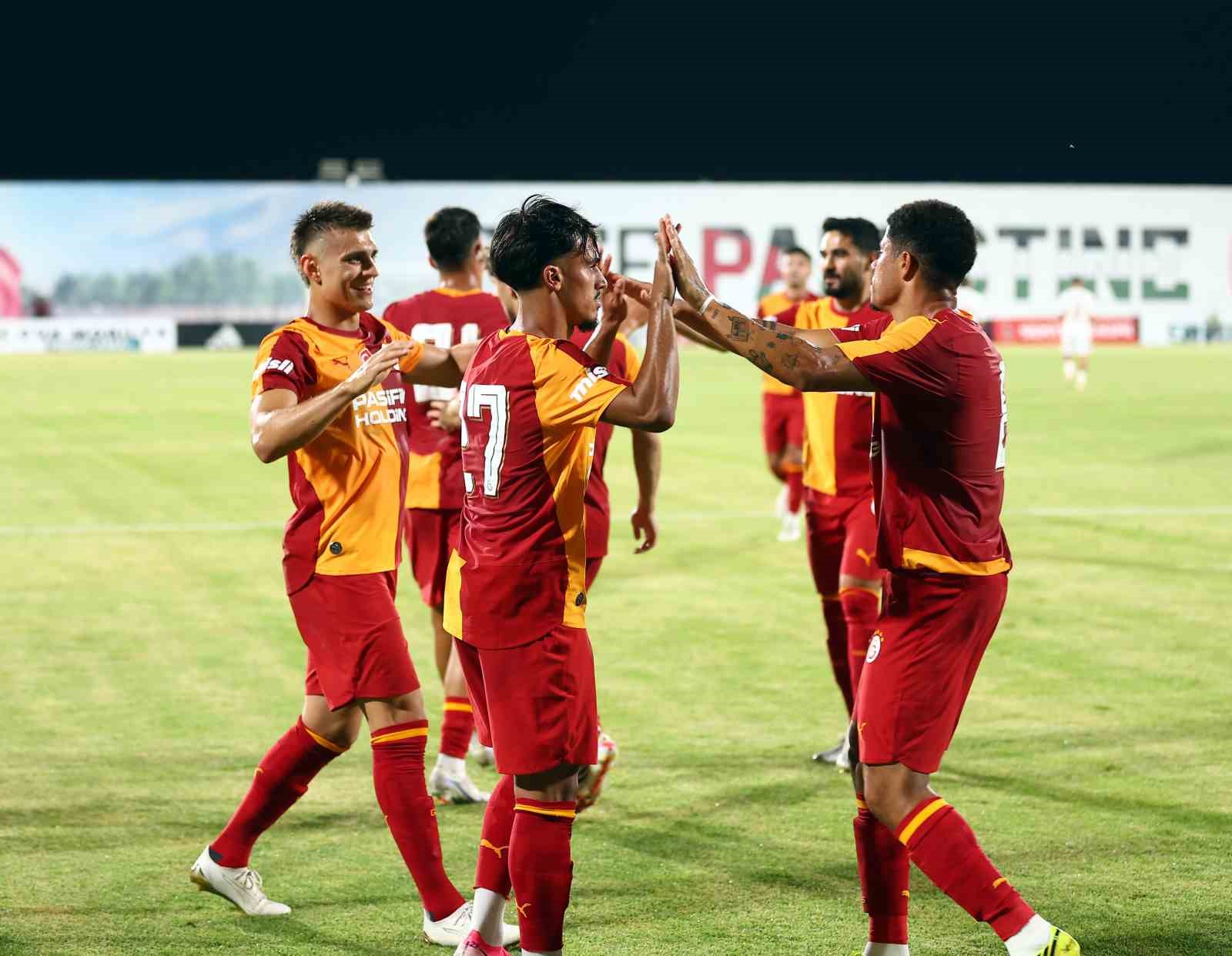 Galatasaray ilk hazırlık maçını farklı kazandı 81 galatasaray ilk hazirlik macini farkli kazandi 77 UN9s8EaZ