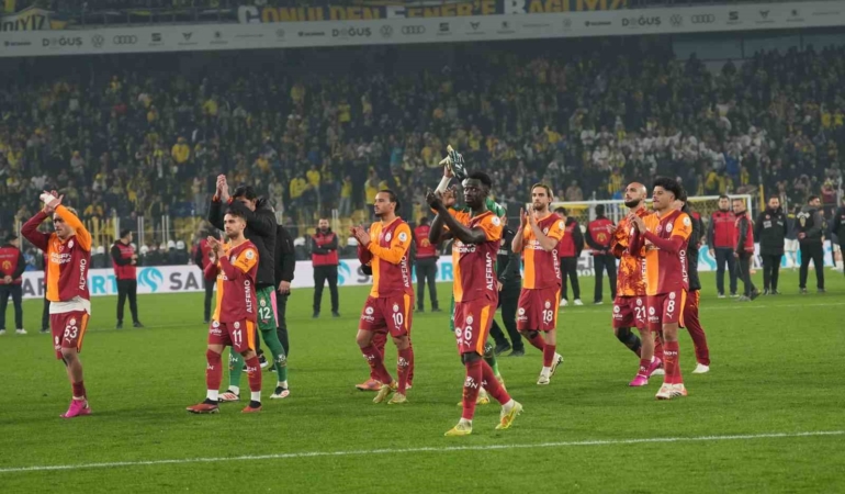 galatasaray-kadikoyde-iyi-performansini-surdurdu-eaUPPmxf.jpg