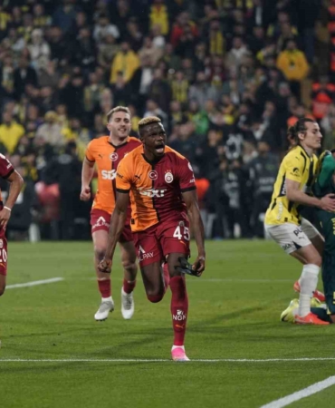 galatasaray-kadikoydeki-son-7-derbinin-5ini-kazandi-2xcyJMh2.jpg
