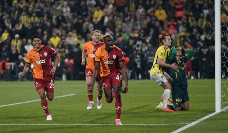 galatasaray-kadikoydeki-son-7-derbinin-5ini-kazandi-2xcyJMh2.jpg