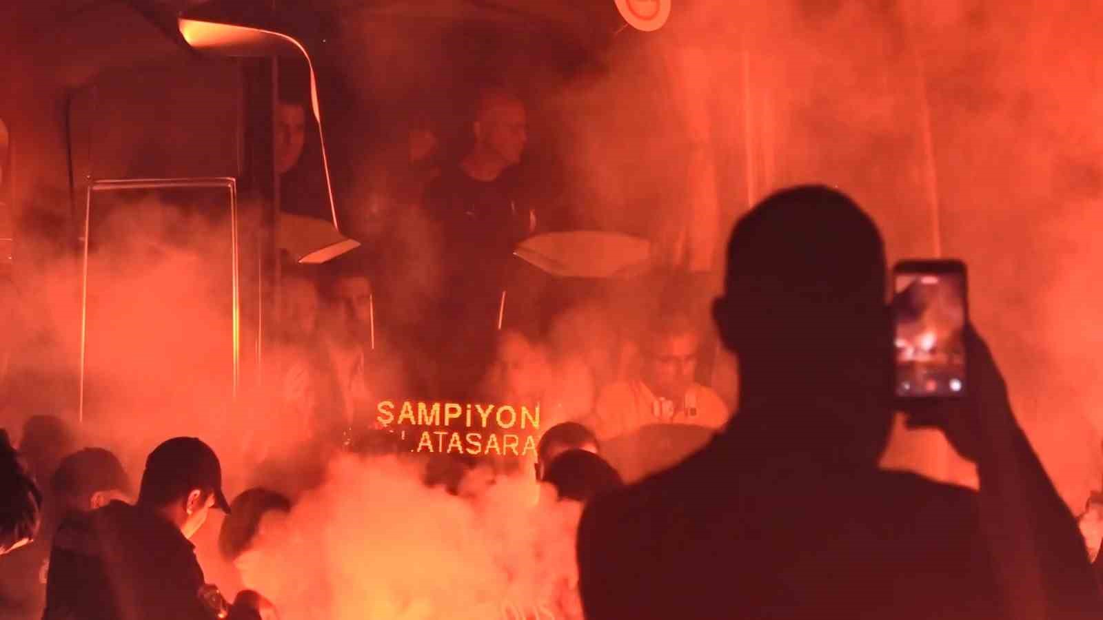 galatasaray kocaelide coskuyla karsilandi 0 9egz2bL2
