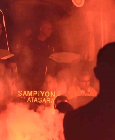 galatasaray-kocaelide-coskuyla-karsilandi-l4GENtIw.jpg