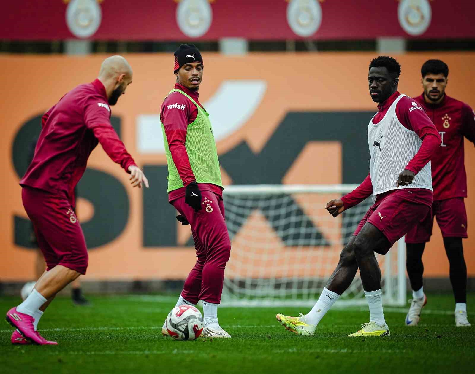 galatasaray kocaelispor macinin hazirliklarina basladi 1 vuX5Gt1i