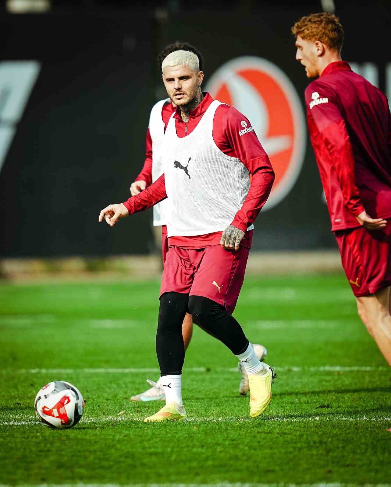 galatasaray kocaelispor macinin hazirliklarina basladi 2 UdUkhAZN