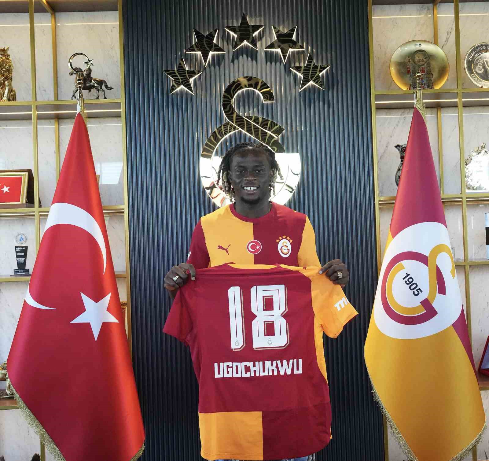 galatasaray lesley ugochukwuyu kadrosuna katti 1 B3MvOH1H