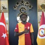 galatasaray-lesley-ugochukwuyu-kadrosuna-katti-AftvGt3q.jpg
