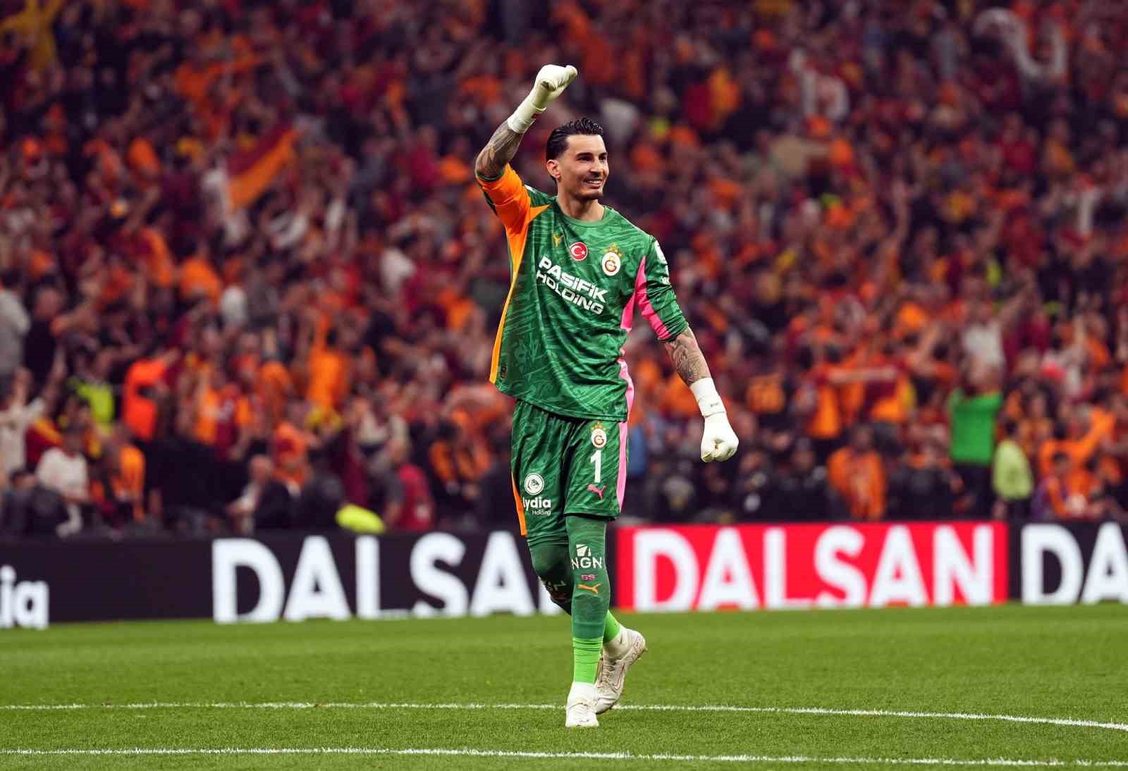 galatasaray ligi 77 puanla sampiyon olarak tamamladi 5 8fPn37kL