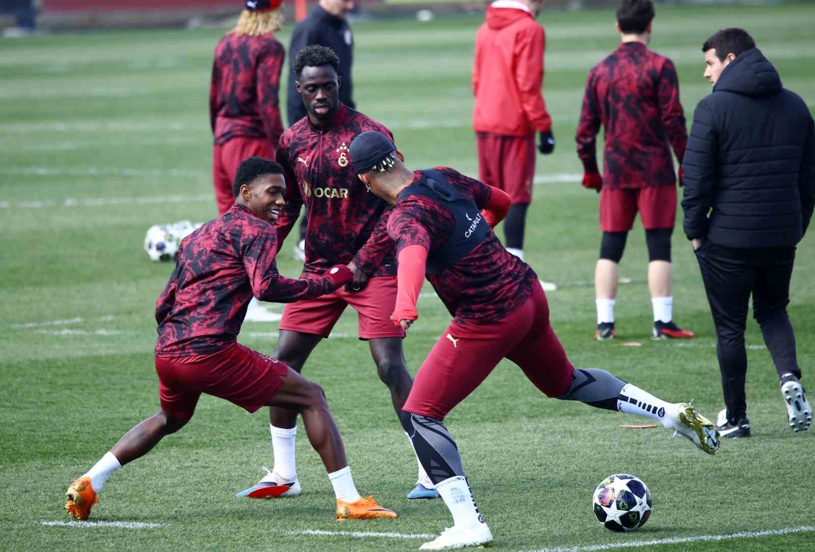 galatasaray liverpool maci hazirliklarini tamamladi 12 Tul2Icve