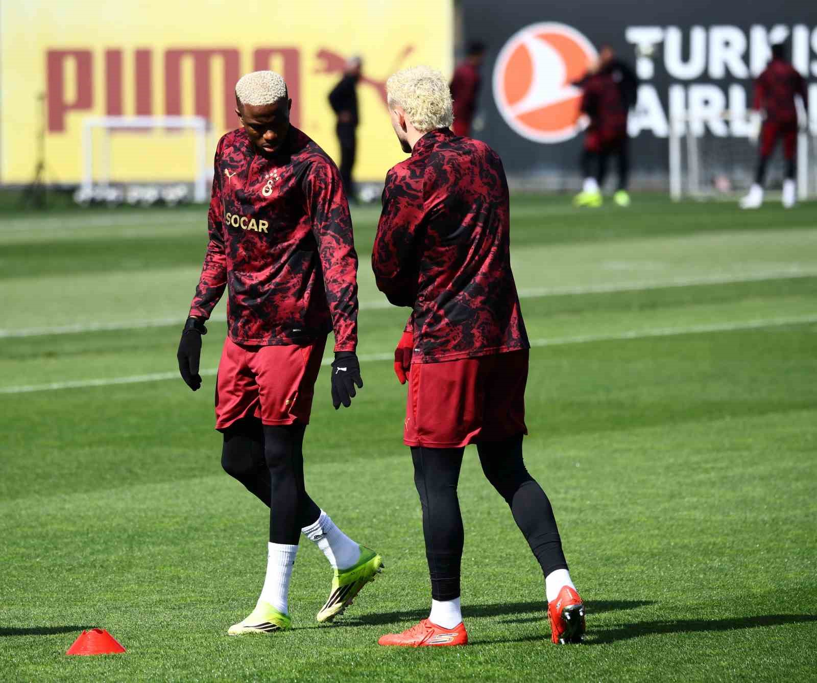 galatasaray liverpool maci hazirliklarini tamamladi 6 LIQ8gi5n