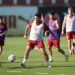 galatasaray-sabah-salonda-aksam-sahada-calisti-dDSqMrCM.jpg