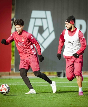 galatasaray-samsunspor-maci-hazirliklarina-basladi-QrWNssfx.jpg