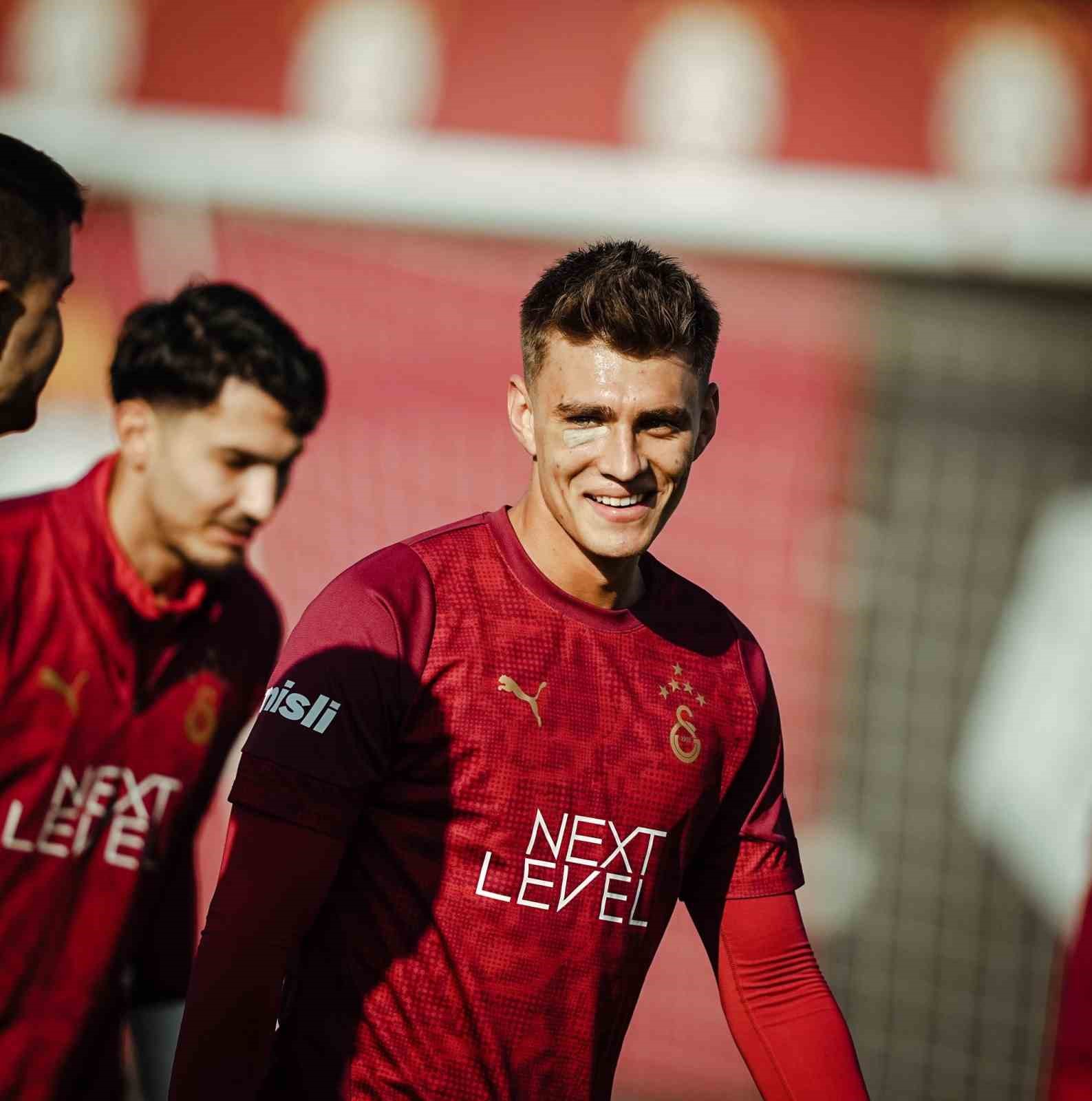 Galatasaray, Samsunspor maçı hazırlıklarına devam etti 9 galatasaray samsunspor maci hazirliklarina devam etti 5 3KZsa3qV