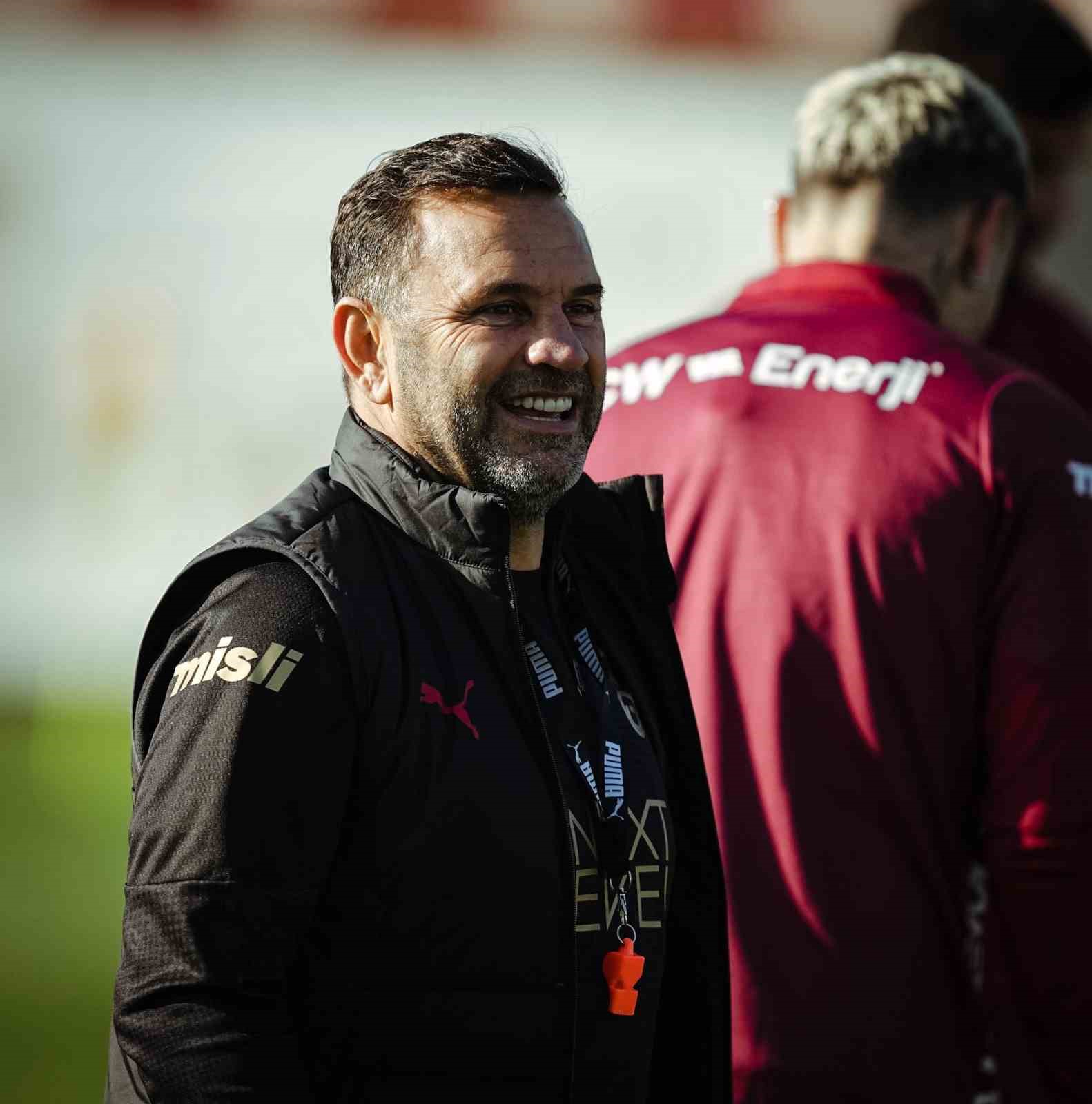 Galatasaray, Samsunspor maçı hazırlıklarına devam etti 11 galatasaray samsunspor maci hazirliklarina devam etti 7 KZmHEwjt