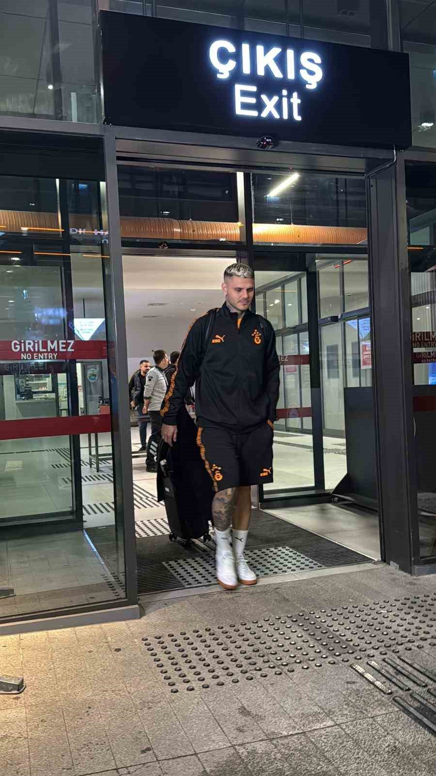 galatasaray trabzonda 1 r8KXAveb