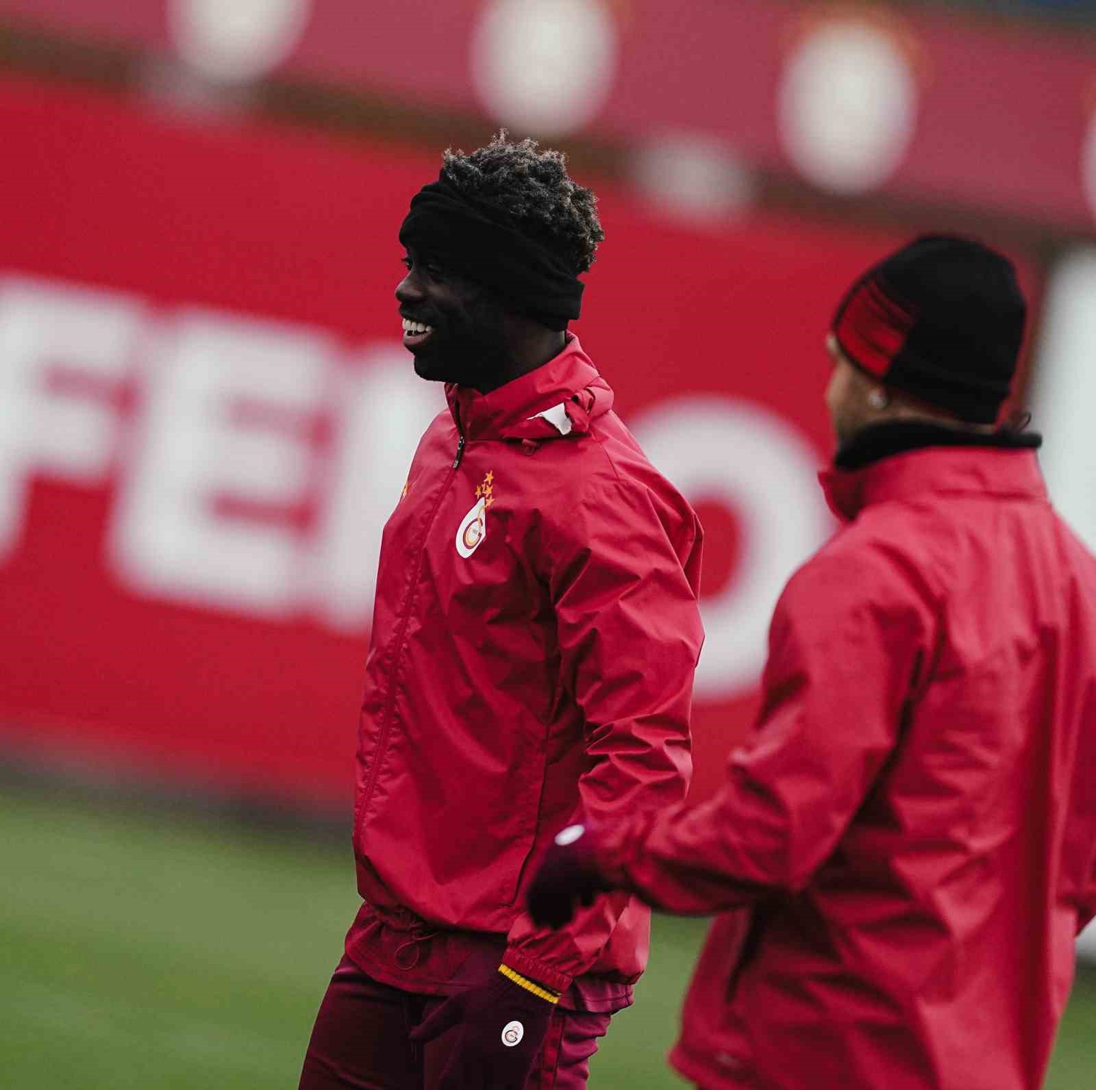 galatasaray trabzonspor maci hazirliklarina devam etti 1