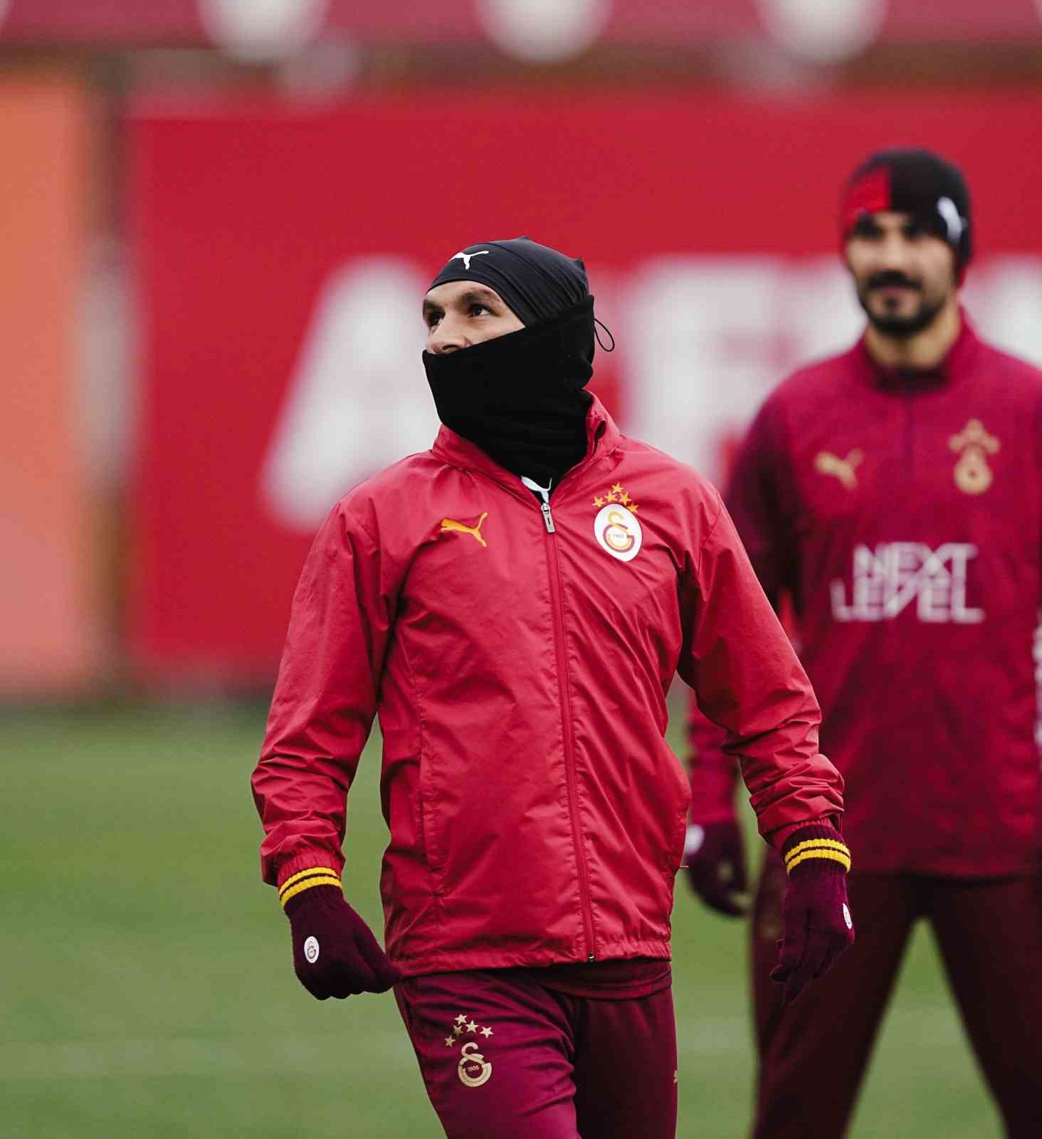 galatasaray trabzonspor maci hazirliklarina devam etti 5 BqNGwhjC