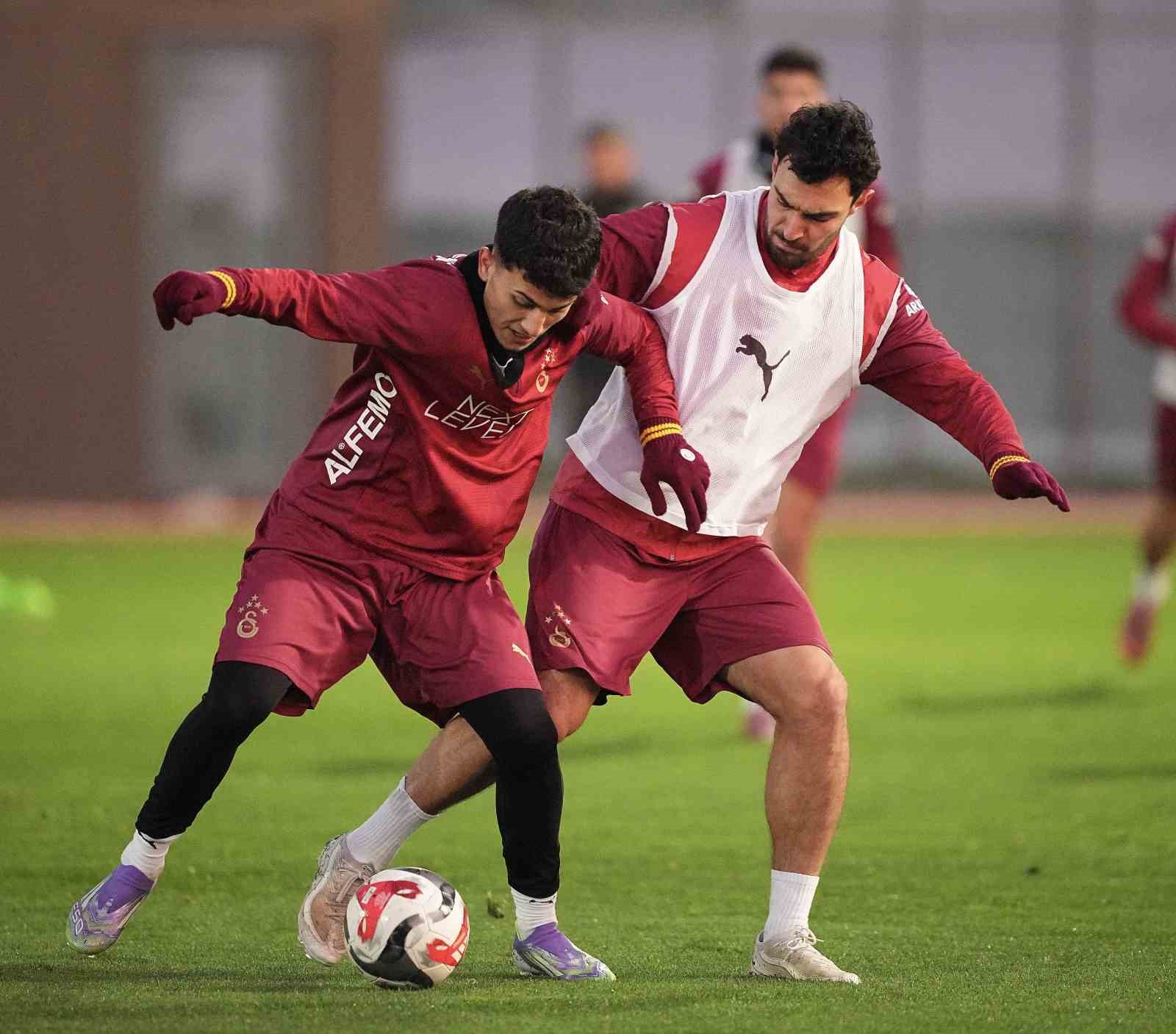 galatasaray trabzonspor maci hazirliklarini surdurdu 0 sWYJWu7p