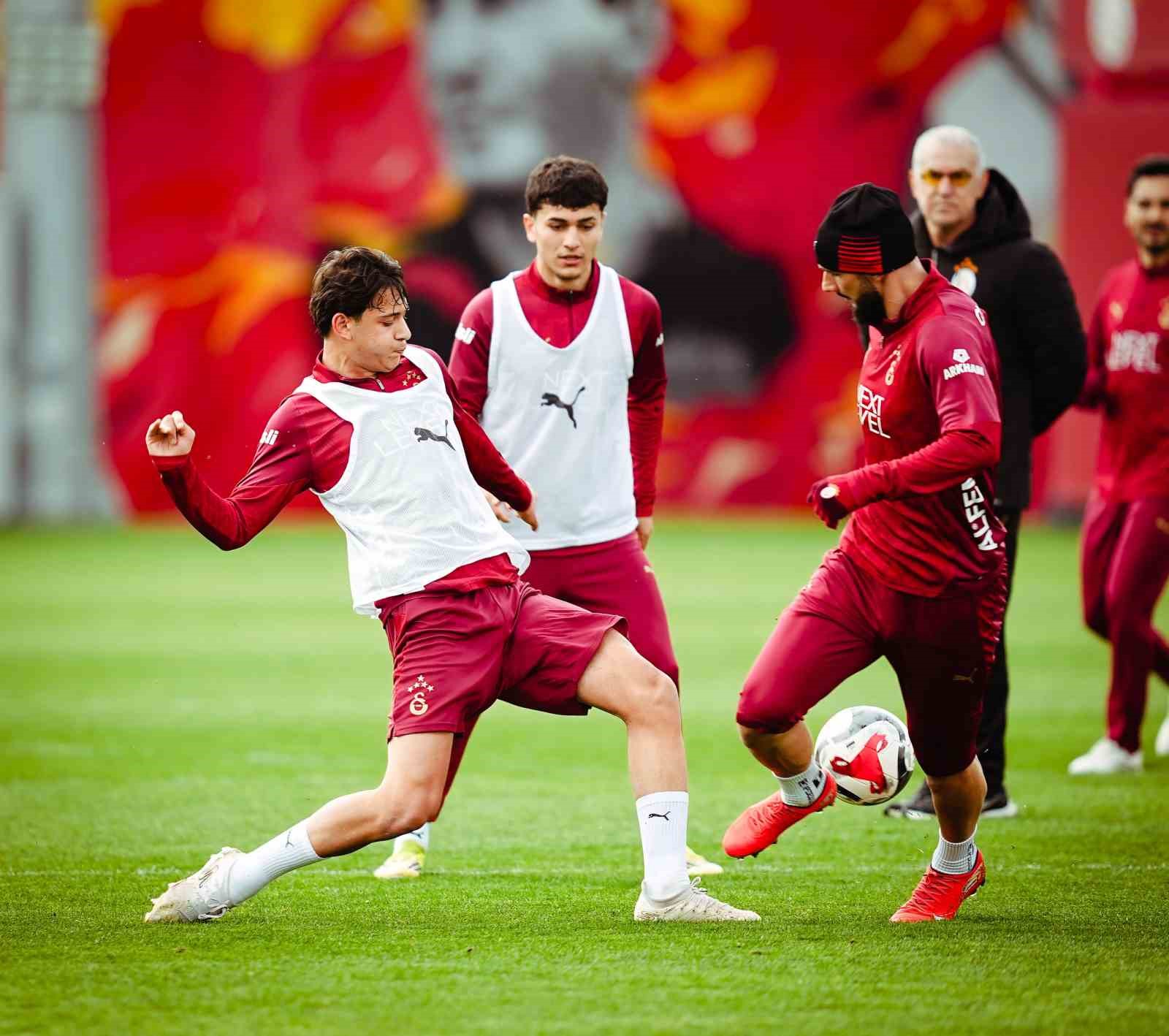 galatasaray trabzonspor maci hazirliklarini surdurdu 1 99GtEJNK