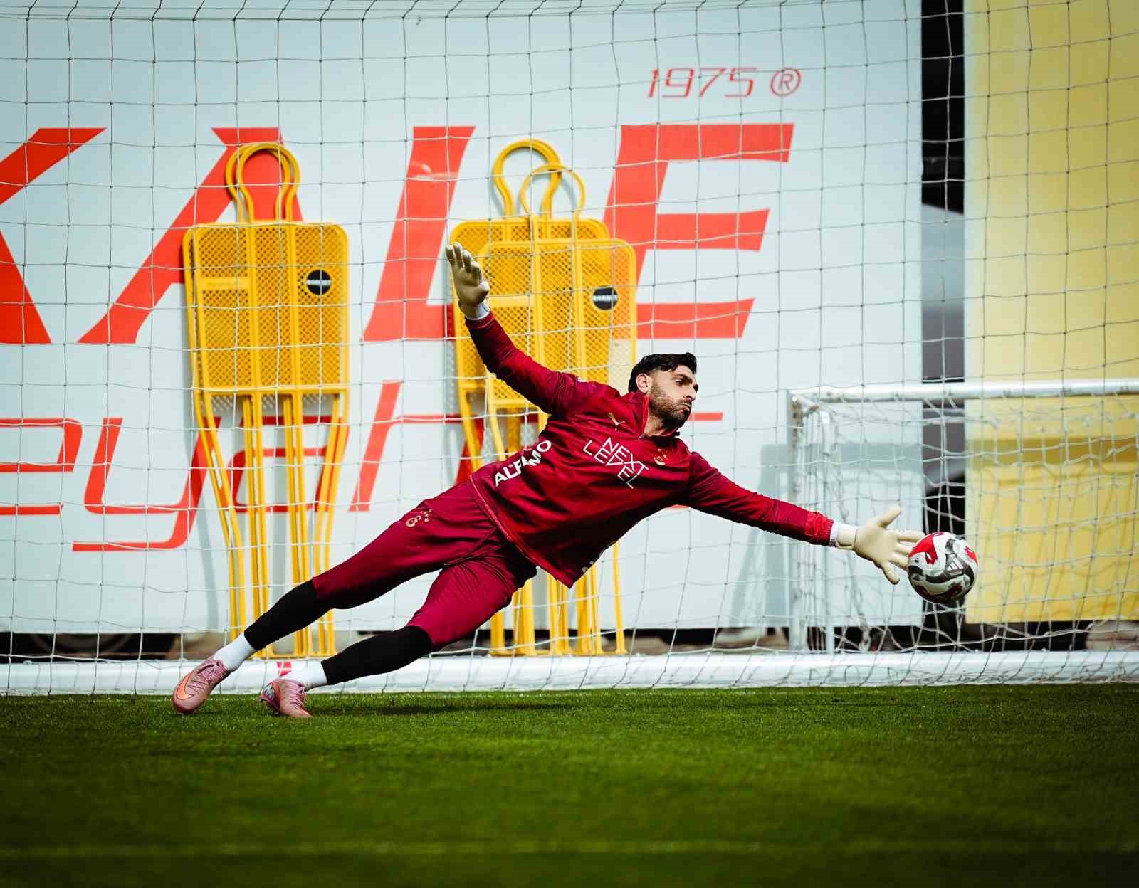 galatasaray trabzonspor maci hazirliklarini surdurdu 3 jK8Juvpb