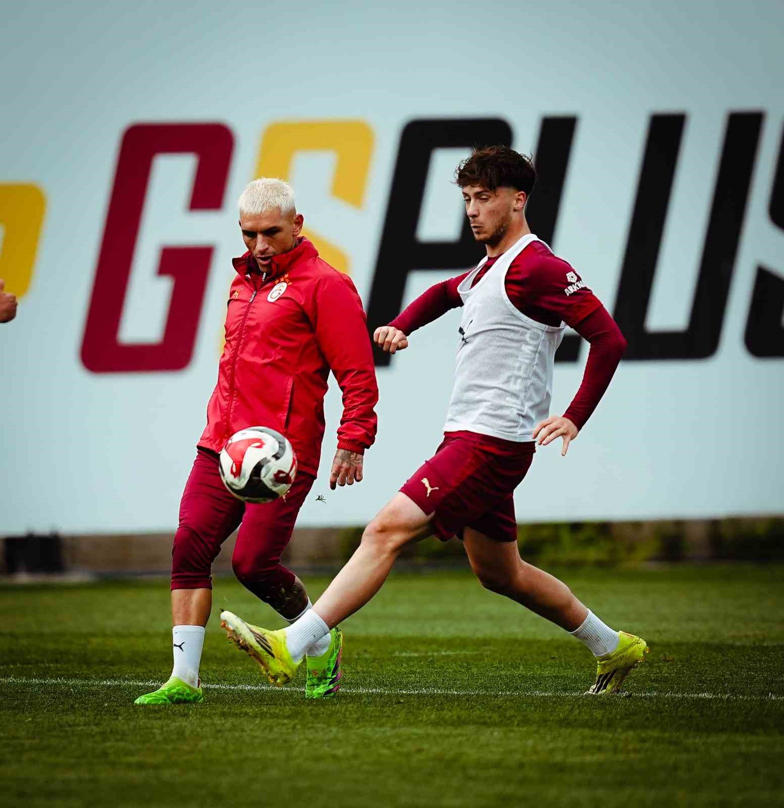 galatasaray trabzonspor maci hazirliklarini surdurdu 4 ClRM8OPI
