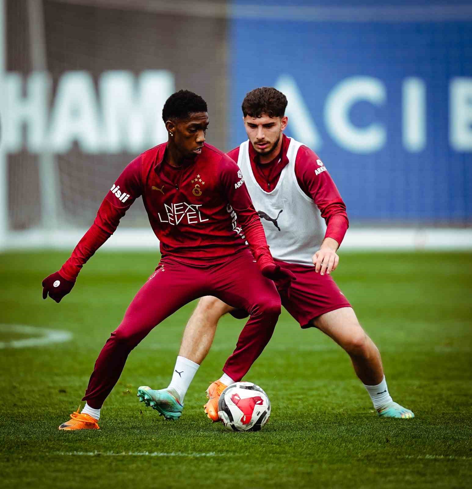 galatasaray trabzonspor maci hazirliklarini surdurdu 5 Pb1vX8aq