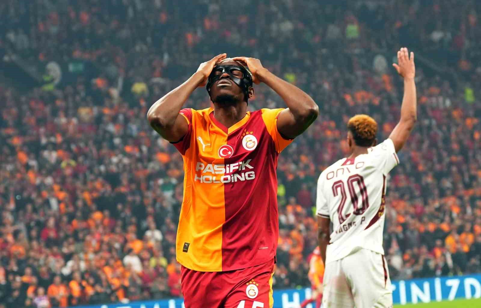 galatasaray victor osimhenin sakatligini acikladi 0 S29p2Y73
