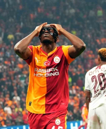 galatasaray-victor-osimhenin-sakatligini-acikladi-ZSLvp6YX.jpg
