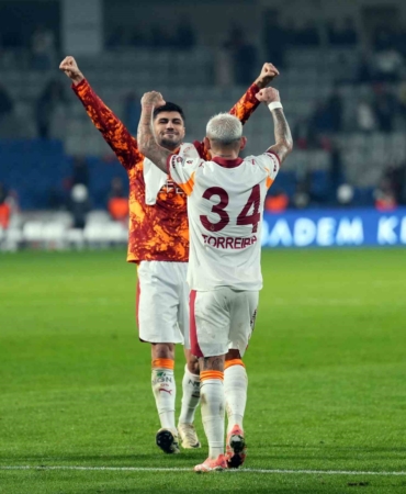 galatasaray-yenilmezlik-serisini-17ye-cikardi-LFhUKwaB.jpg