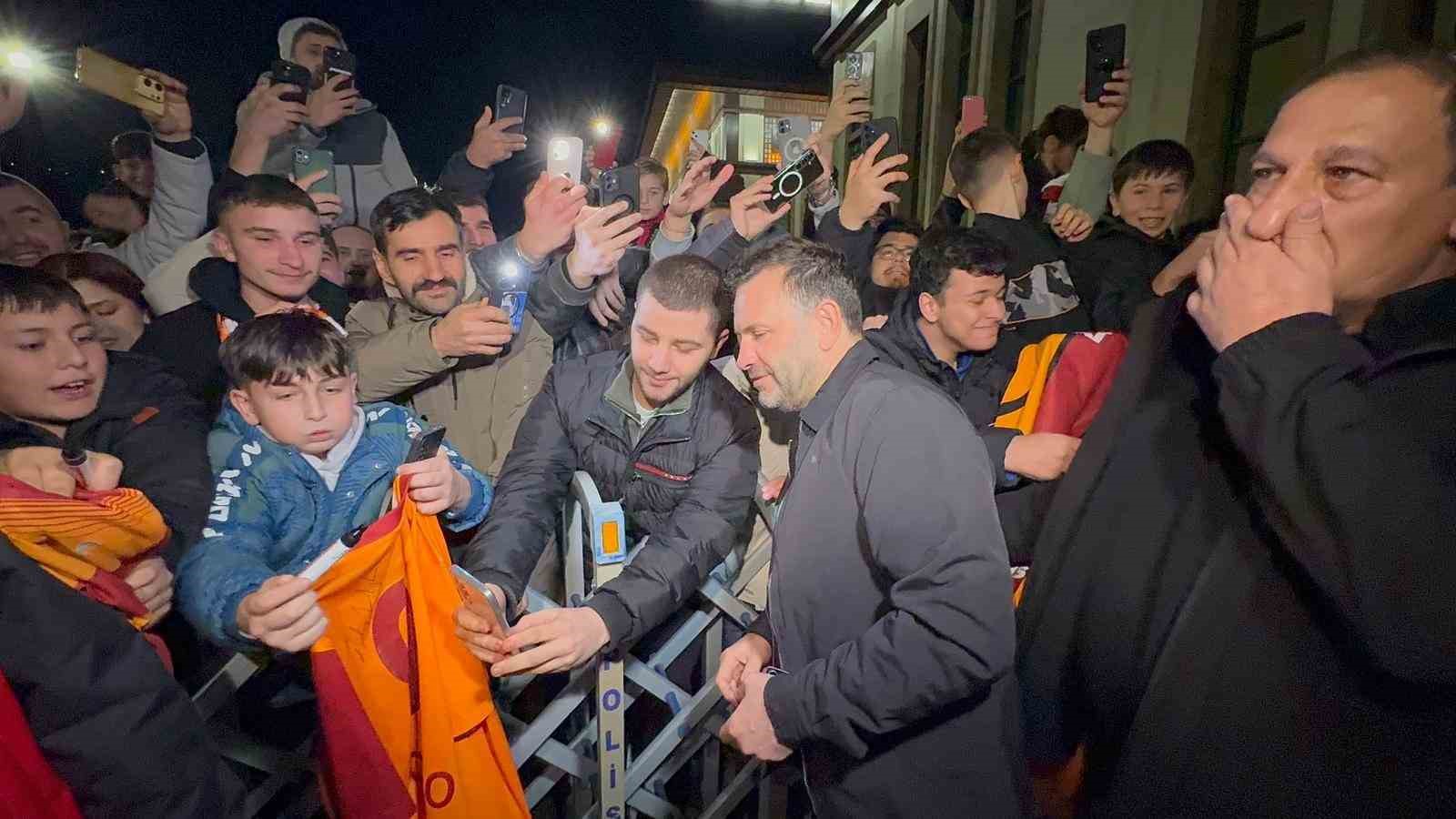 galatasaraya rizede coskulu karsilama 4 ajBEiBGF