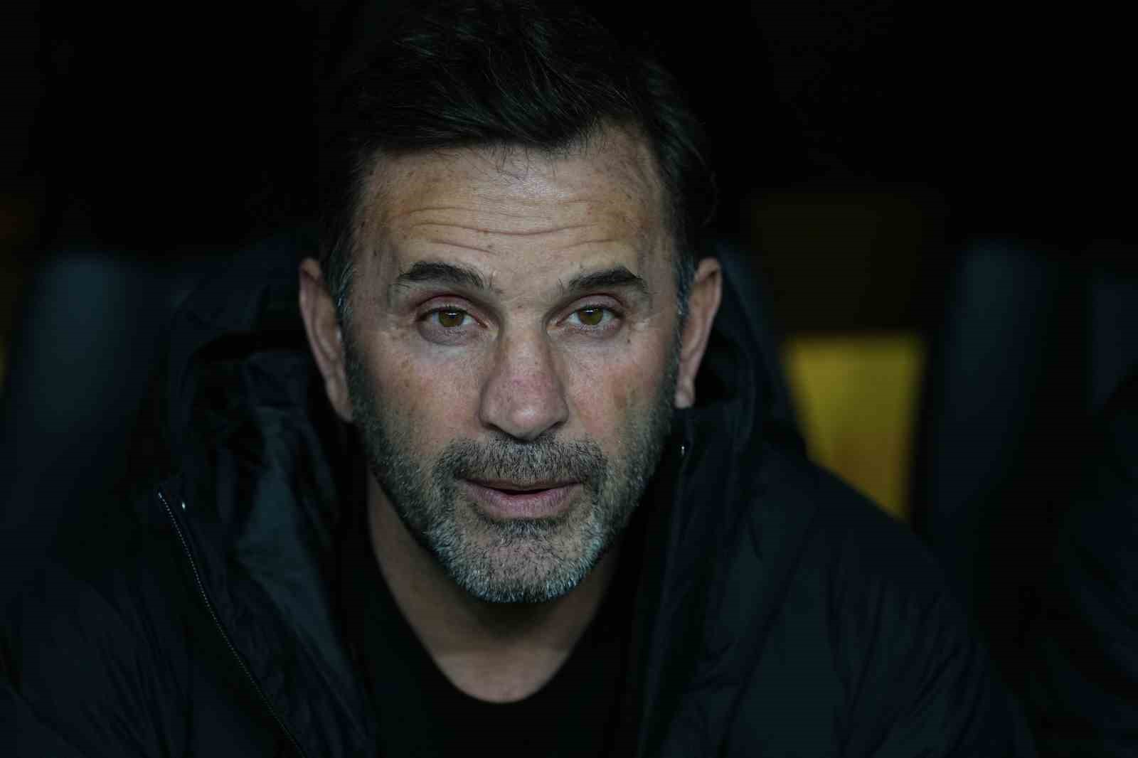 galatasarayda 2 degisiklik 1 BlJBA8yQ