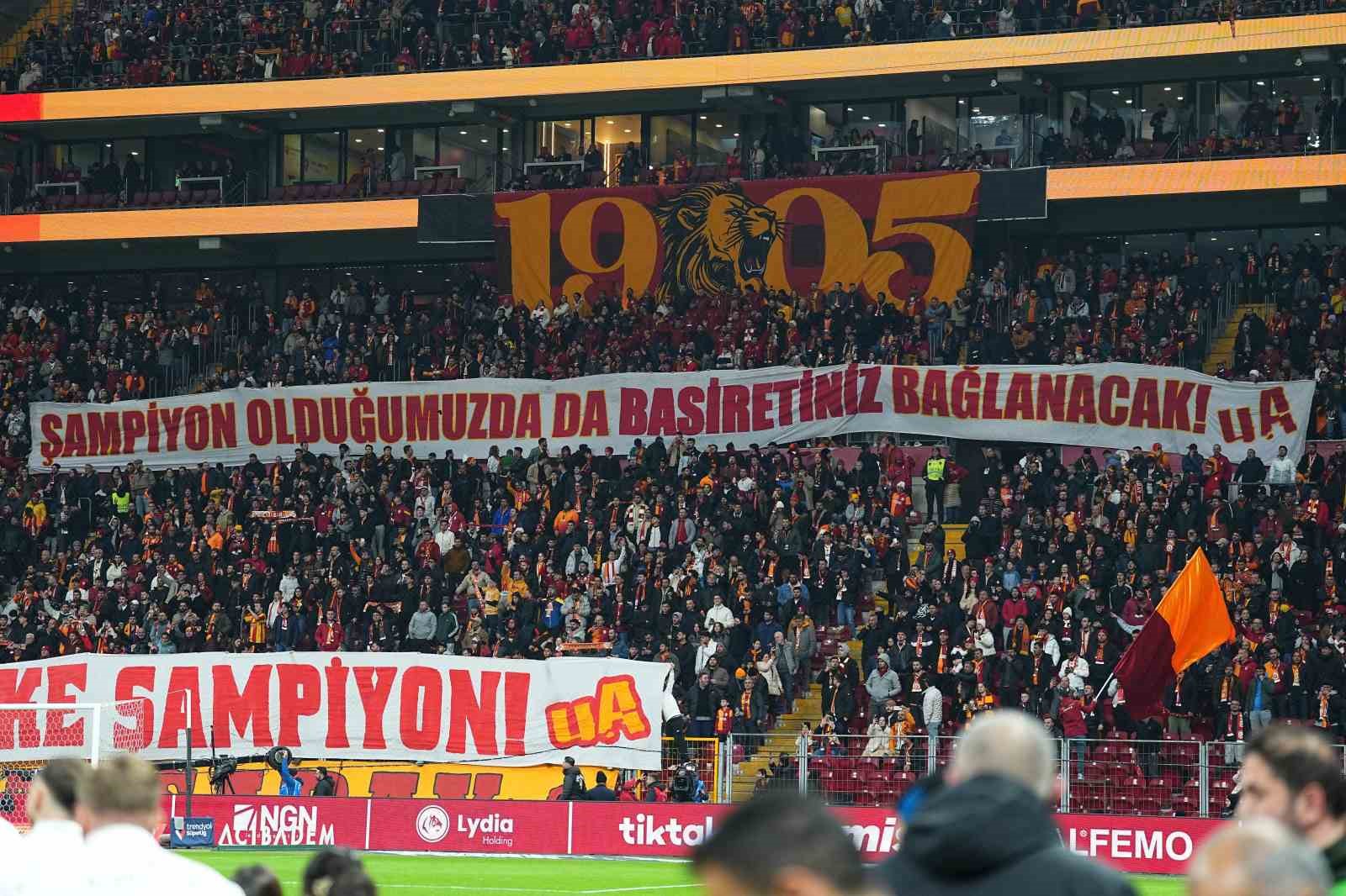 galatasarayda 4 degisiklik 0 9VcyuBN5