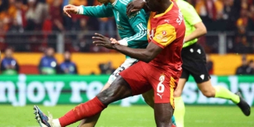 galatasarayda-davinson-sanchez-cezali-duruma-dustu-1xbqRdrz.jpg