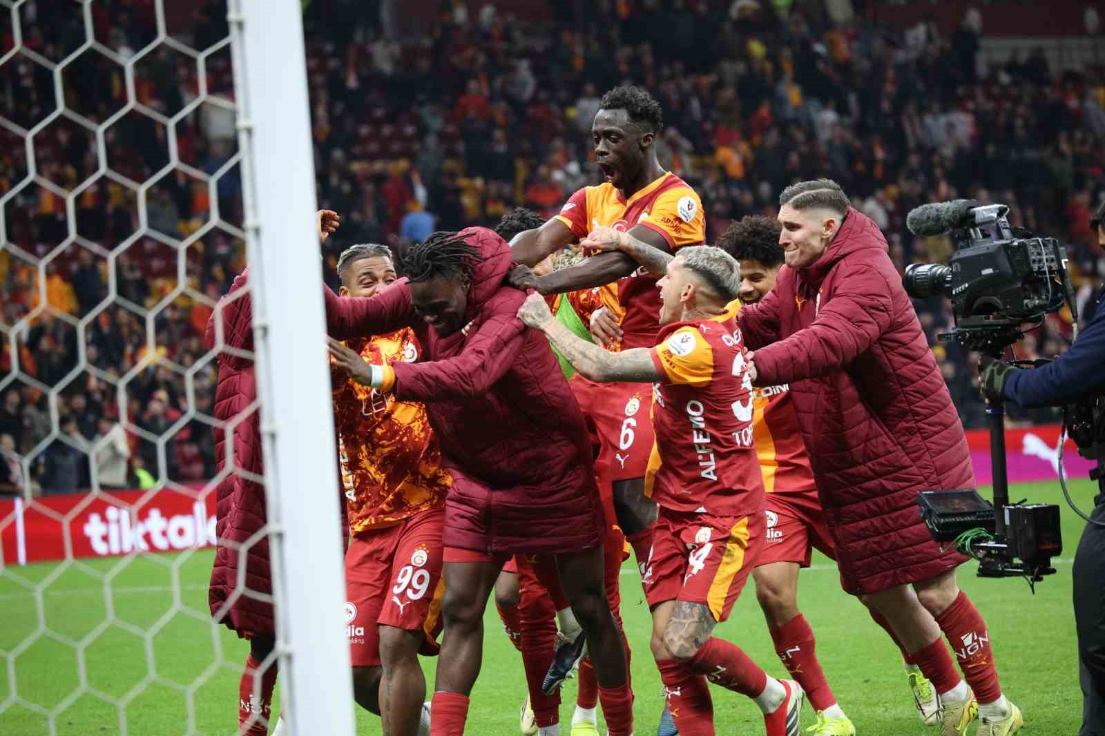 galatasarayda mac sonu buyuk sevinc 1 FCIBV7qD