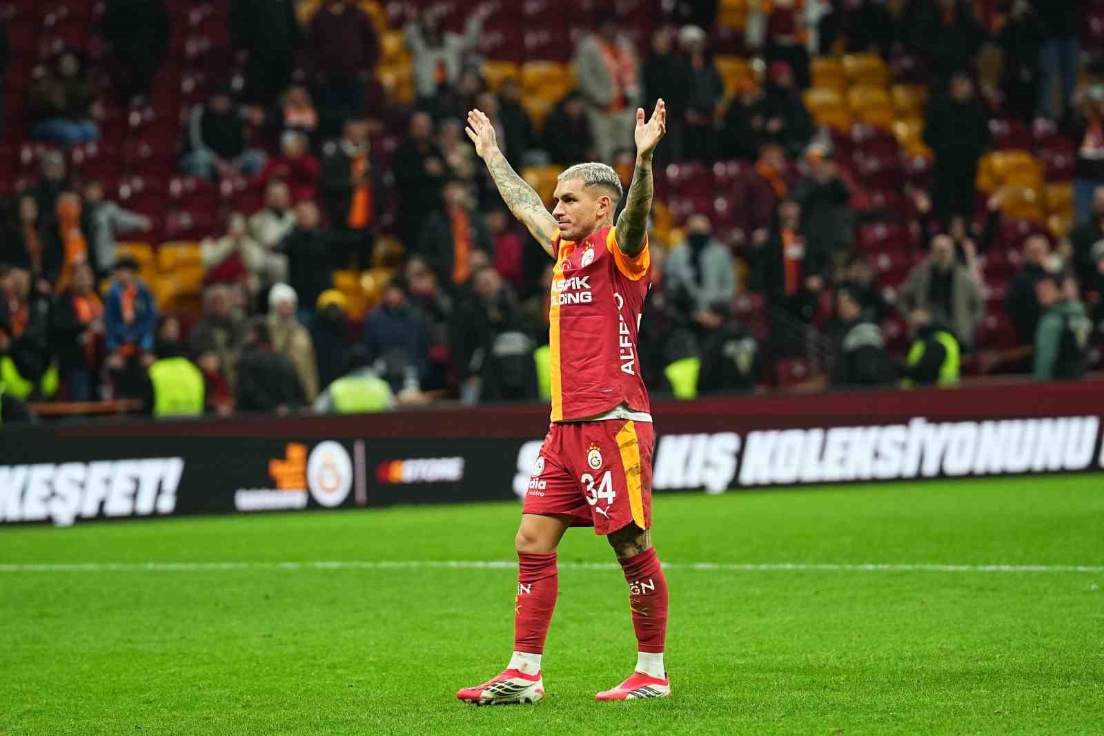 galatasarayda mac sonu uclusu torreira ve osimhenden 4 Pgpw9HEK