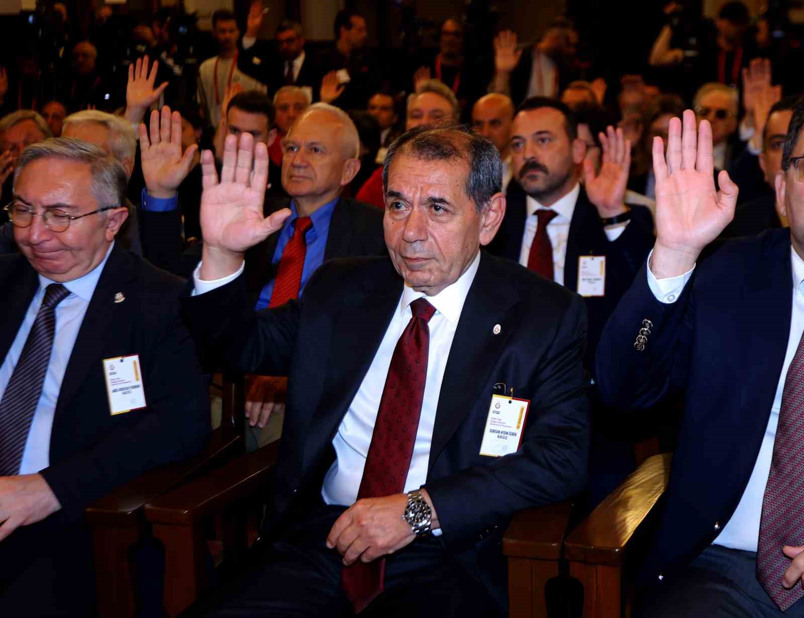 Galatasaray’da seçim heyecanı başladı 11 galatasarayda secim heyecani basladi 7 QjrlZCvJ
