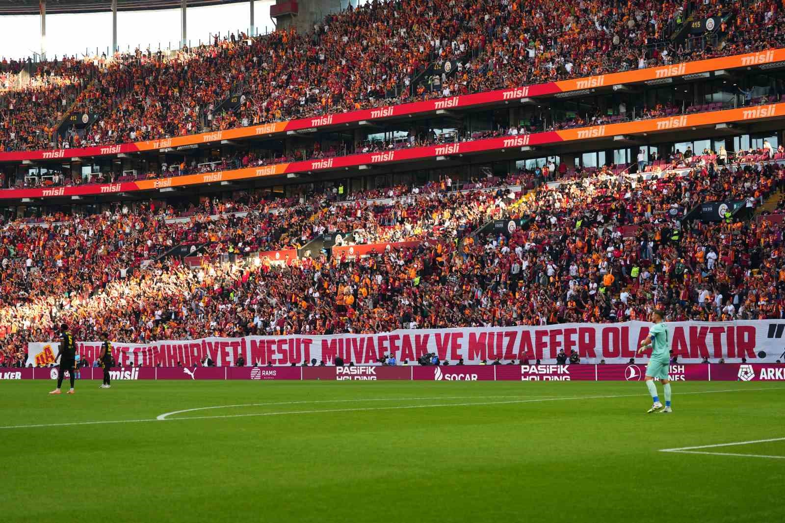 galatasarayda tek degisiklik 1 JYEMwjXS