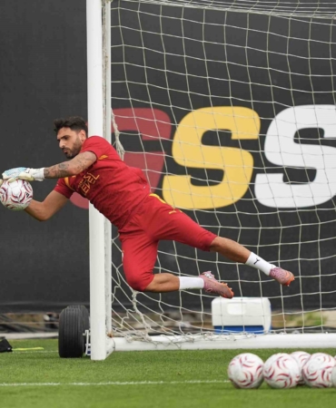 galatasarayda-yeni-sezon-hazirliklari-devam-etti-T37mK6Yd.jpg