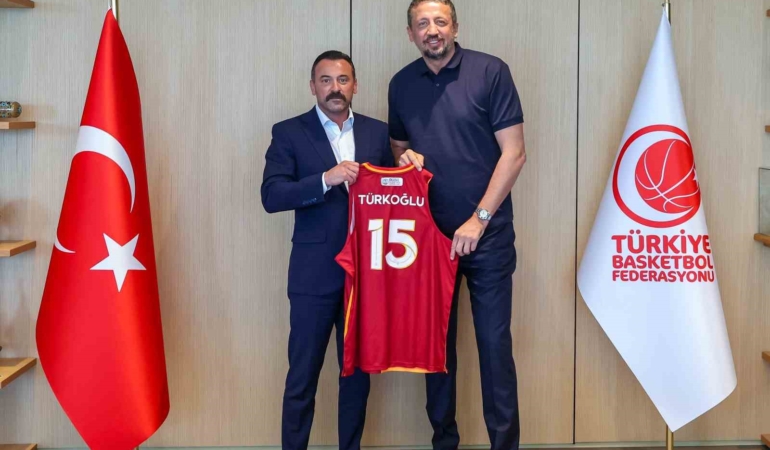 galatasaraydan-tbf-baskani-turkogluna-ziyaret-6EqnpNyw.jpg
